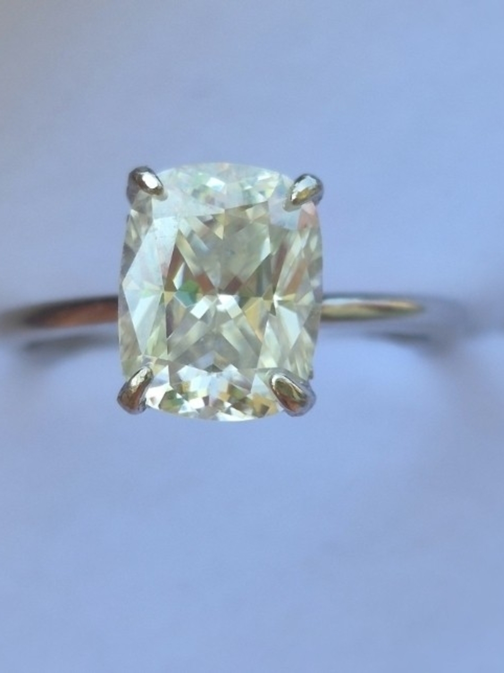 GRA Certified 3.2 Carat VVS1 Cushion-cut shaped Moissanite Ring Size 6 US *